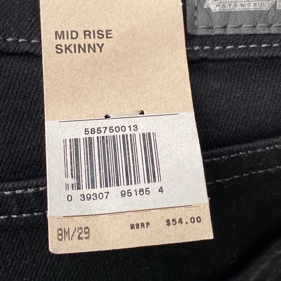 Black Levi jeans - Picture 7 of 9